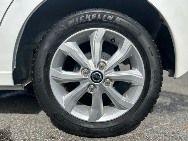 デイズ（ニッサン）の車両写真