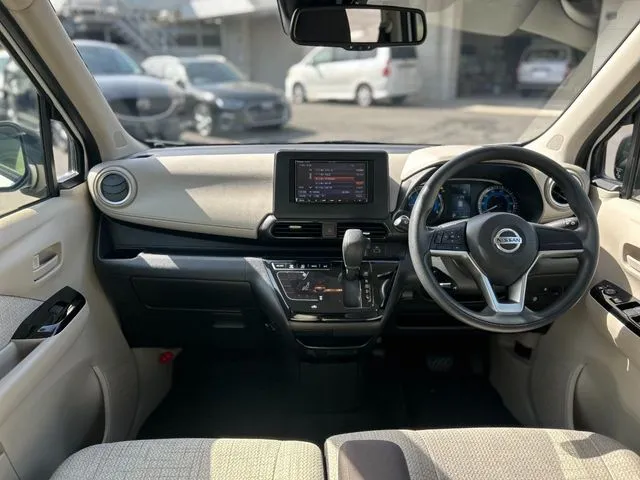 デイズ（ニッサン）の車両写真