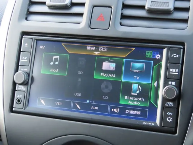 マーチ（ニッサン）の車両写真