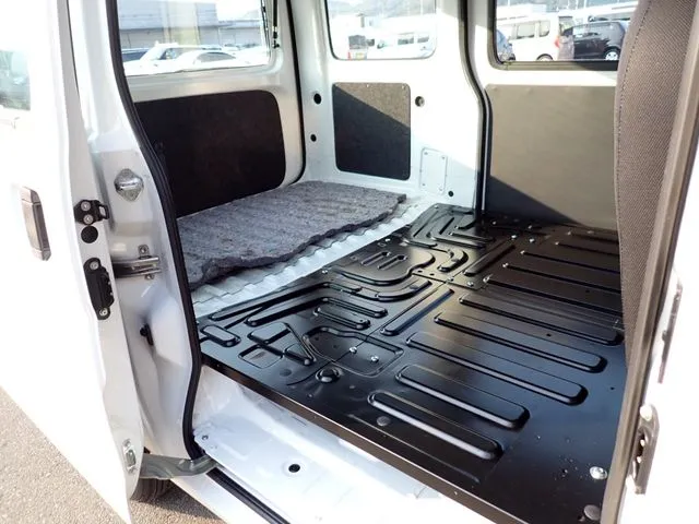 ダイハツ　ハイゼットカーゴ