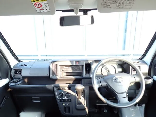 ダイハツ　ハイゼットカーゴ