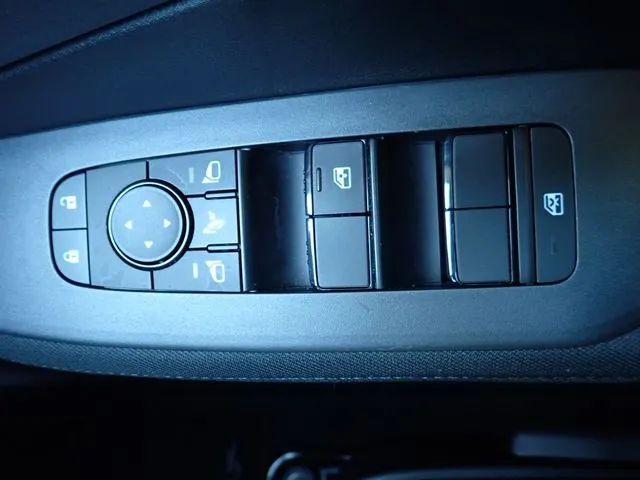 ノート（ニッサン）の車両写真