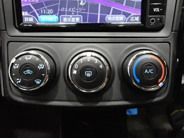 トヨタ　カローラアクシオ