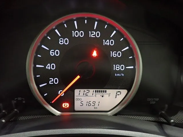 トヨタ　カローラアクシオ