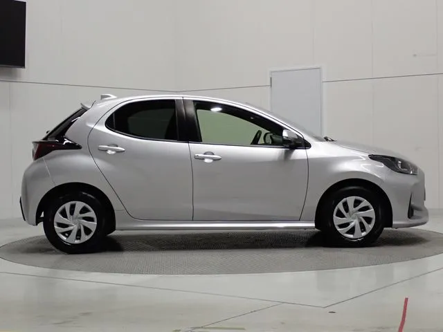 トヨタ　ヤリス