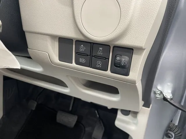 ムーヴ（ダイハツ）の車両写真