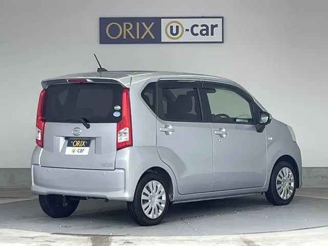 ムーヴ（ダイハツ）の車両写真