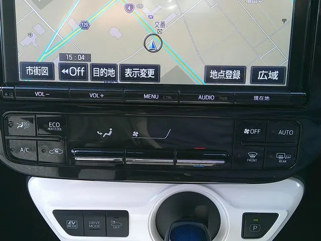 プリウス　４ＷＤ（トヨタ）の車両写真