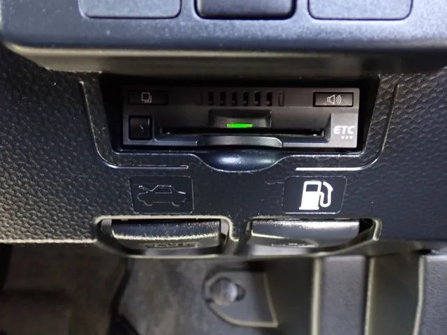 ルーミー(トヨタ)の車両写真