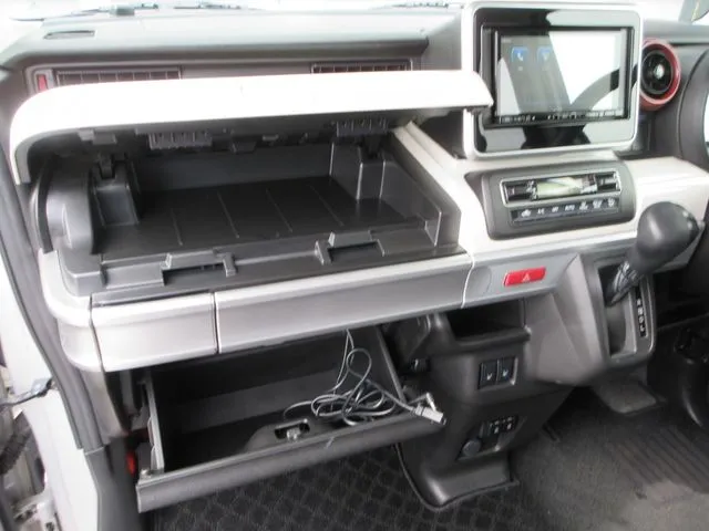 スペーシア　４ＷＤ（スズキ）の車両写真