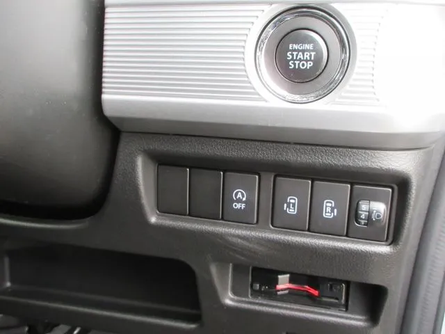 スペーシア　４ＷＤ（スズキ）の車両写真