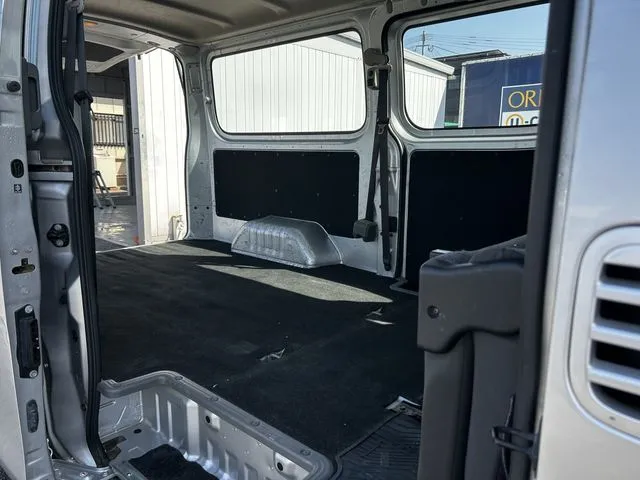 ＮＶ３５０キャラバン　４ＷＤ（ニッサン）の車両写真