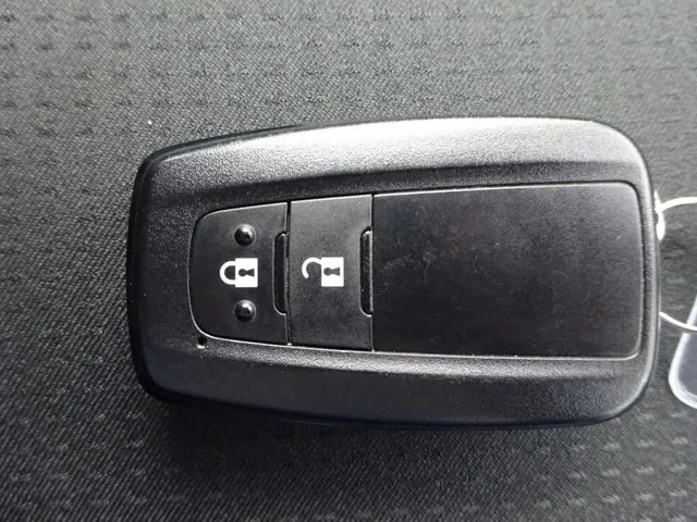 プリウス（トヨタ）の車両写真