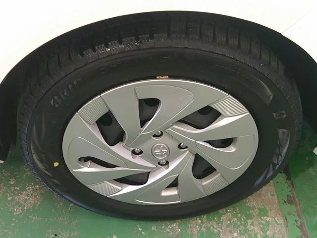 アクア（トヨタ）の車両写真