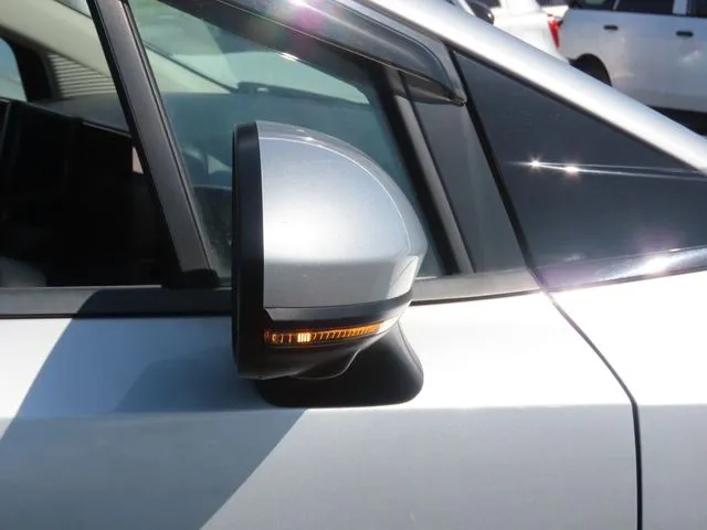 ノート（ニッサン）の車両写真