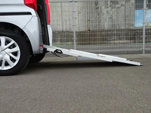 Ｎ　ＢＯＸ（ホンダ）の車両写真