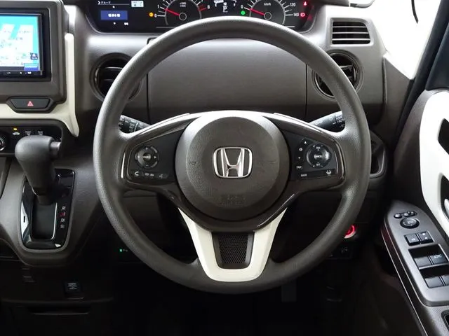 Ｎ　ＢＯＸ（ホンダ）の車両写真
