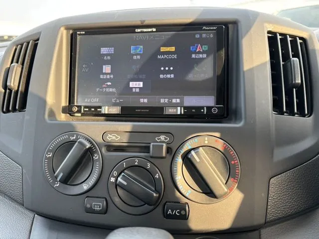 ＮＶ２００バネットバン（ニッサン）の車両写真