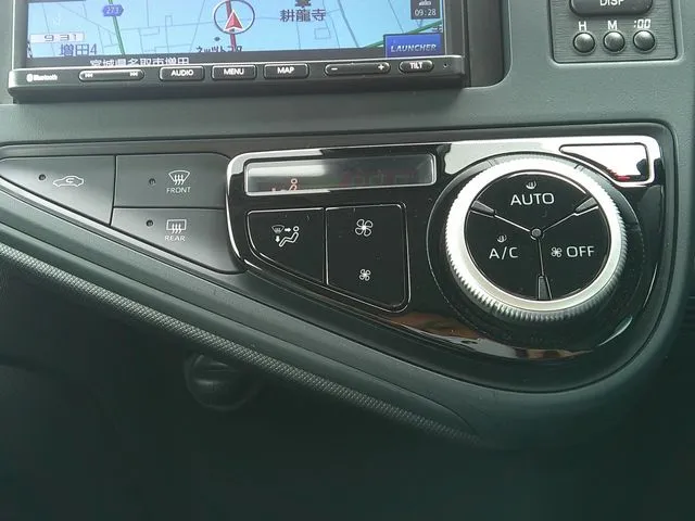 アクア(トヨタ)の車両写真