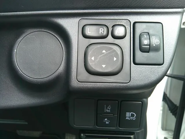 アクア(トヨタ)の車両写真