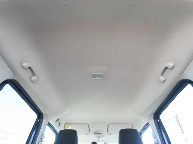 スペーシア（スズキ）の車両写真