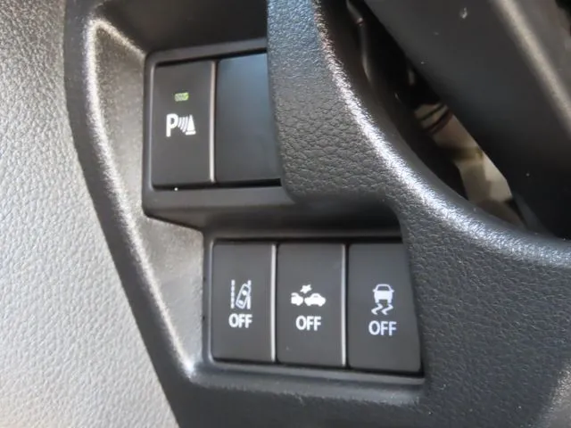 スペーシア（スズキ）の車両写真