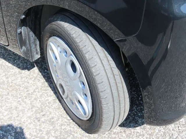 スペーシア（スズキ）の車両写真