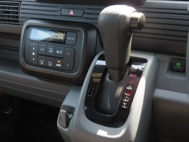 Ｎ－ＶＡＮ（ホンダ）の車両写真