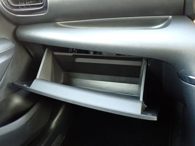 ヤリス（トヨタ）の車両写真