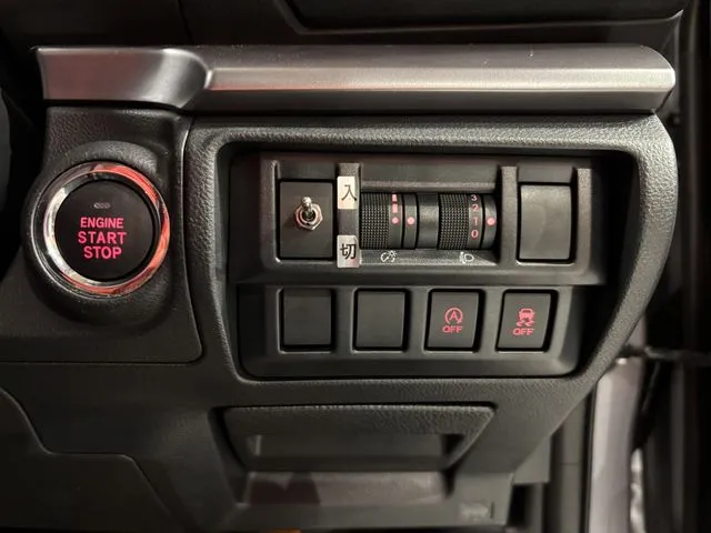 インプレッサＧ４　４ＷＤ（スバル）の車両写真