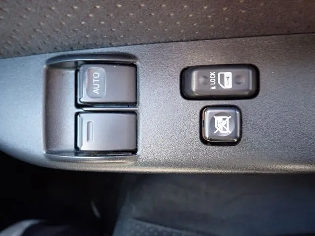 ハイエースバン　２ＷＤ（トヨタ）の車両写真