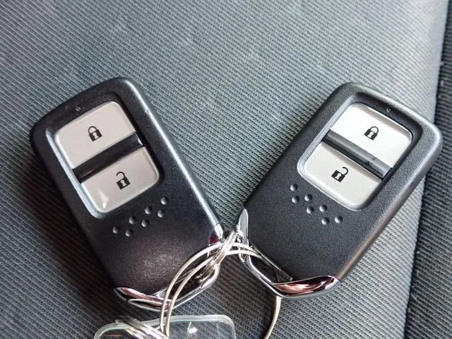 フィット　ｅ：ＨＥＶ（ホンダ）の車両写真