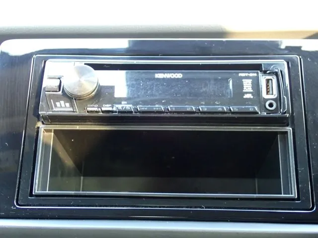 フィット　ｅ：ＨＥＶ（ホンダ）の車両写真