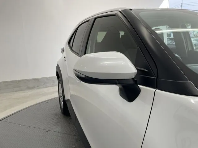 ヤリスクロス ハイブリッド(トヨタ)の車両写真