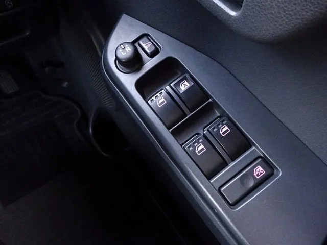 ウェイク(ダイハツ)の車両写真