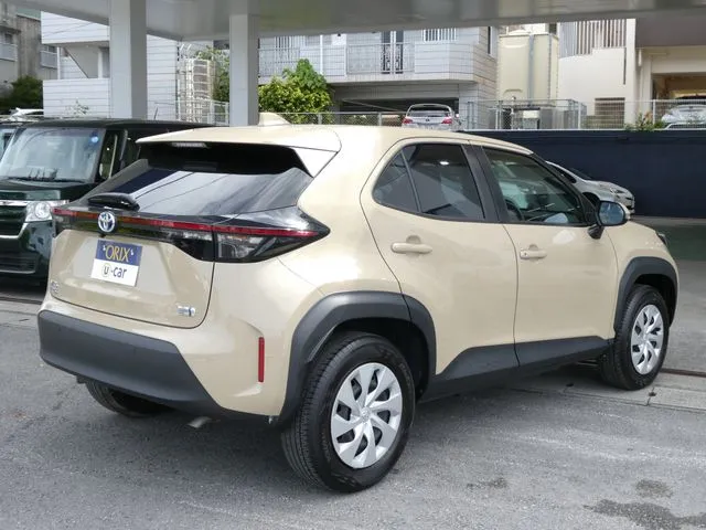 ヤリスクロス　ハイブリッド（トヨタ）の車両写真
