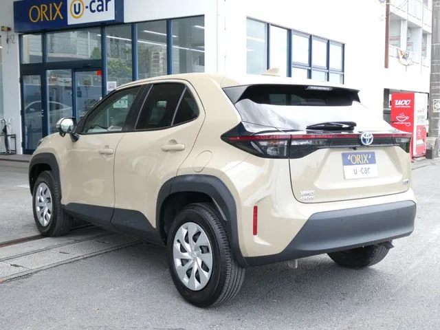 ヤリスクロス　ハイブリッド（トヨタ）の車両写真