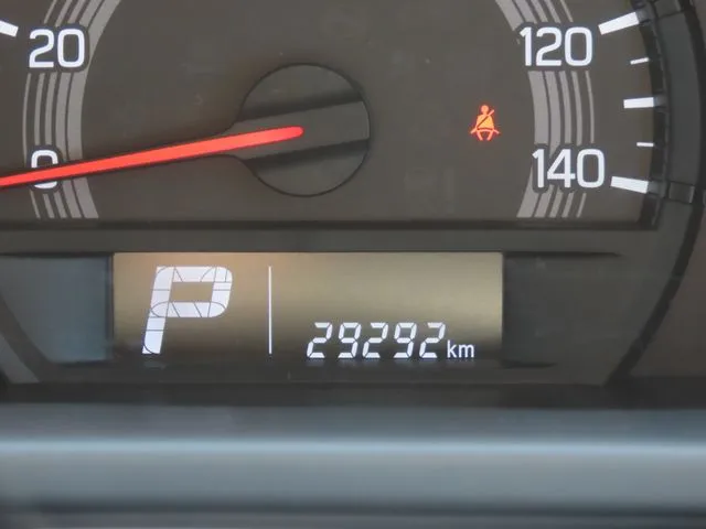 ＮＶ１００クリッパー（ニッサン）の車両写真