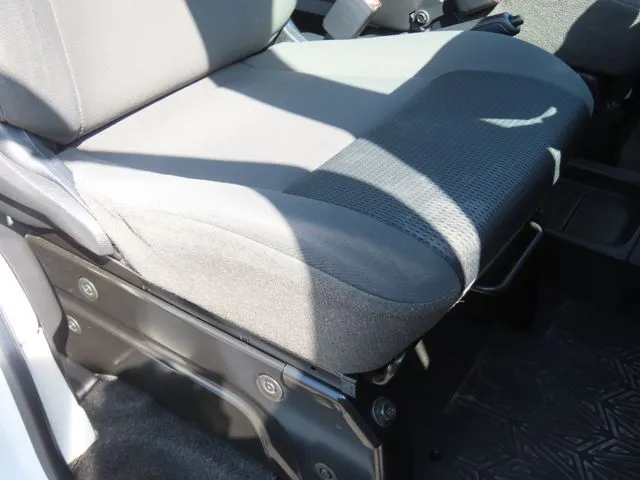 ＮＶ２００バネットバン（ニッサン）の車両写真