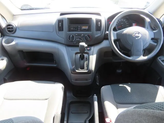 ＮＶ２００バネットバン（ニッサン）の車両写真
