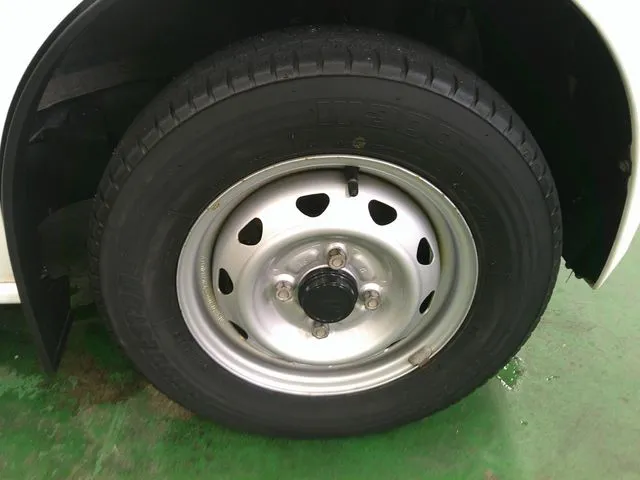 エブリイバン　４ＷＤ（スズキ）の車両写真