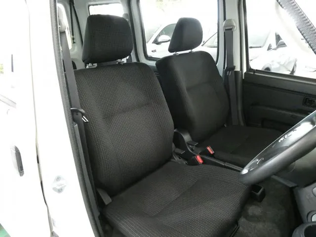 ハイゼットカーゴ(ダイハツ)の車両写真