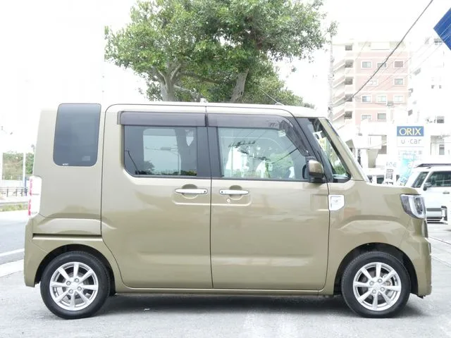 ウェイク（ダイハツ）の車両写真