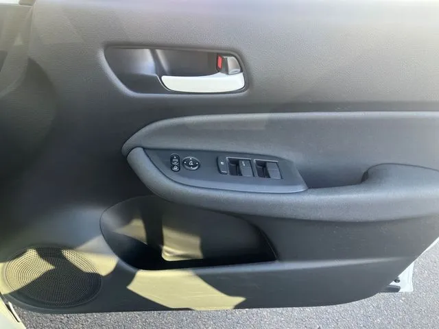 フィット　ｅ：ＨＥＶ（ホンダ）の車両写真