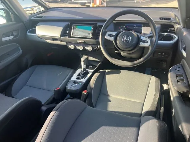 フィット　ｅ：ＨＥＶ（ホンダ）の車両写真