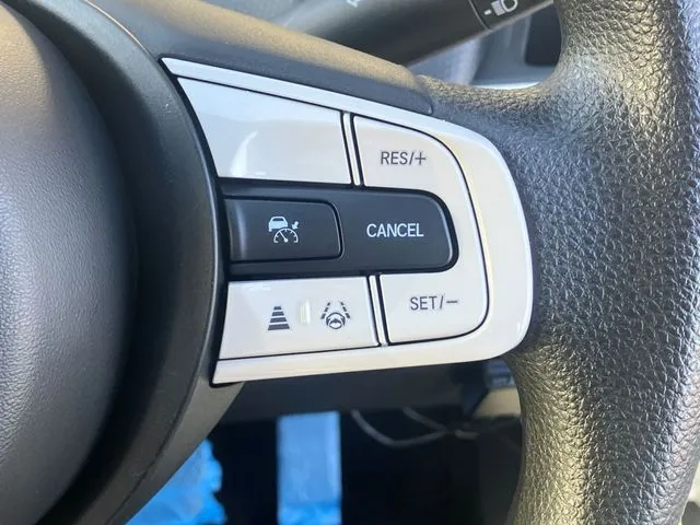 フィット　ｅ：ＨＥＶ（ホンダ）の車両写真