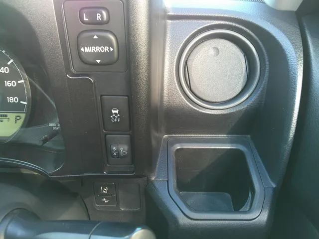 プロボックスバン　４ＷＤ（トヨタ）の車両写真