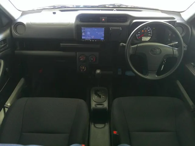 プロボックスバン　４ＷＤ（トヨタ）の車両写真