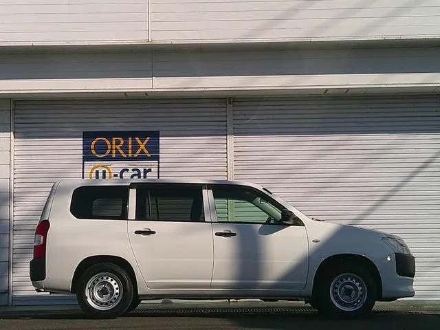 プロボックスバン　４ＷＤ（トヨタ）の車両写真