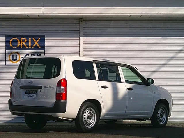 プロボックスバン　４ＷＤ（トヨタ）の車両写真